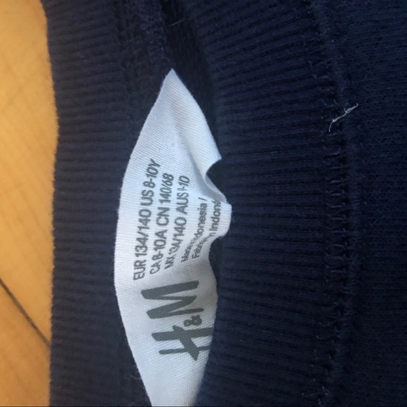 “United Vibes” Sweatshirt - Picture 3 of 3